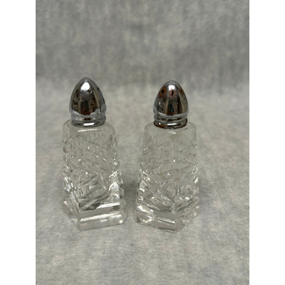 Vintage Pressed Glass Salt and Pepper Shakers Clear Diamond Cut Geometric